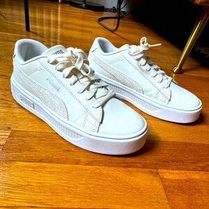 WOMENS PUMA Smash Platform V3 Mono Twist Sneakers - LIKE NEW!